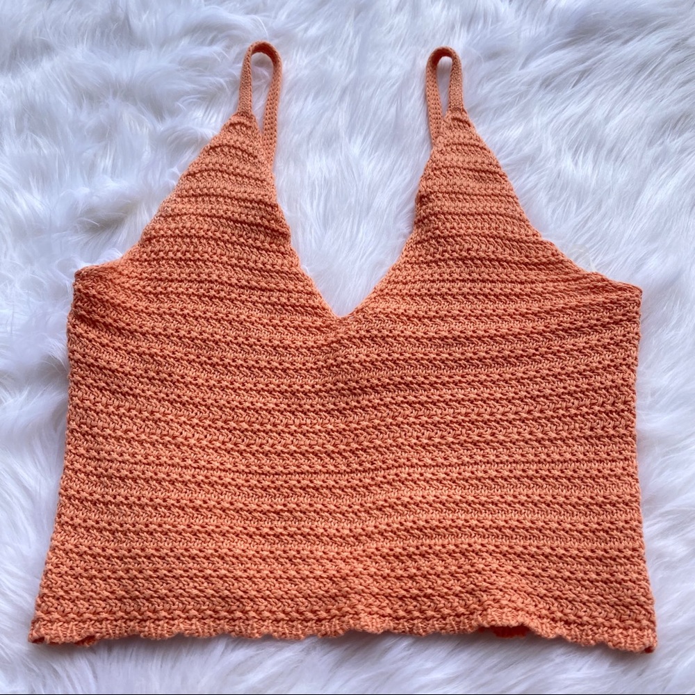 Sky and sparrow crop tank size Medium